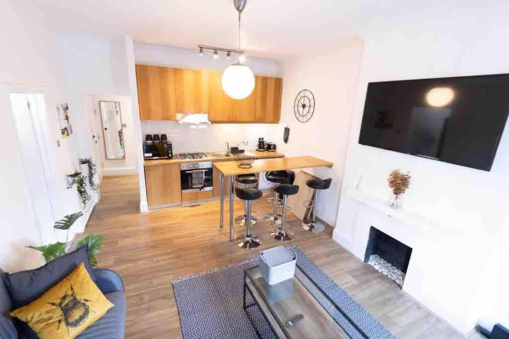 Lovely 2 Bedroom Apartment In Chelsea Sw3 London Exterior photo